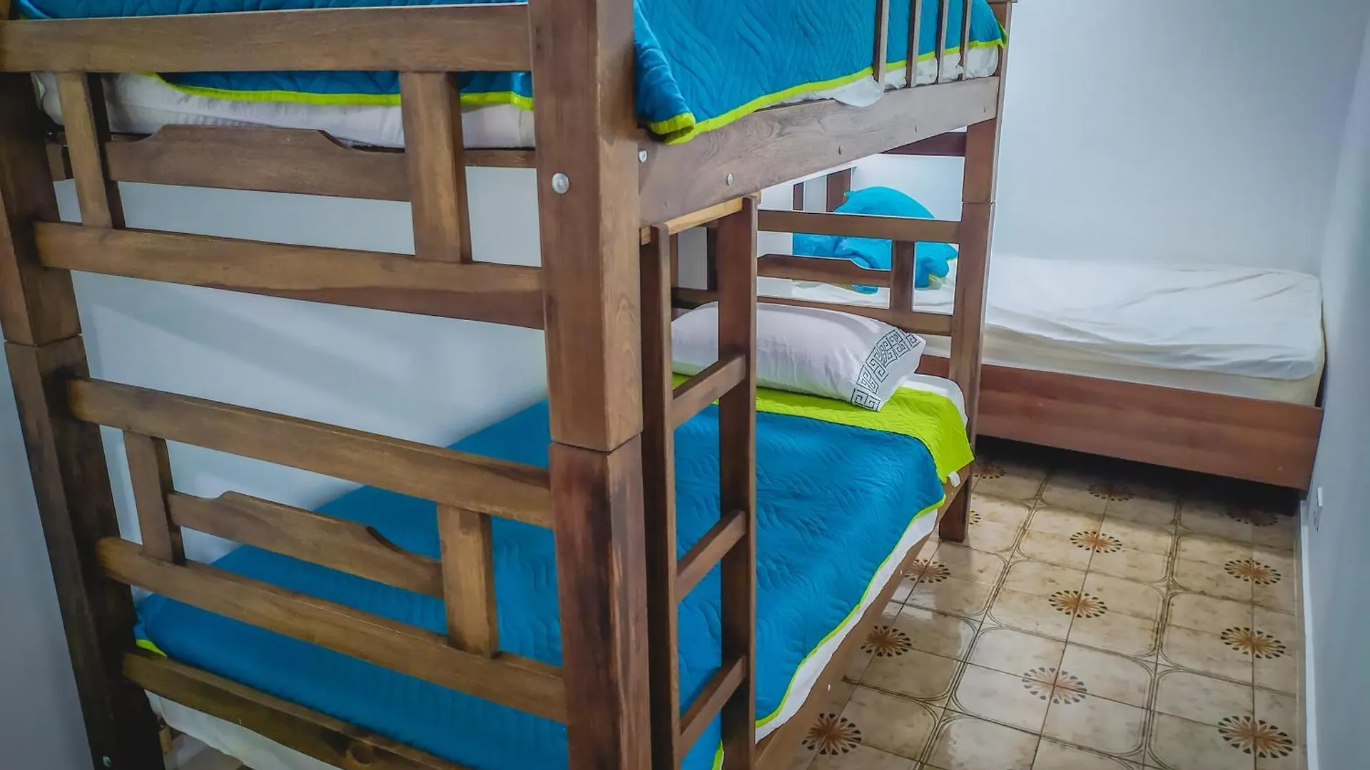 Flowers Garden Inn San Andres  Guest house