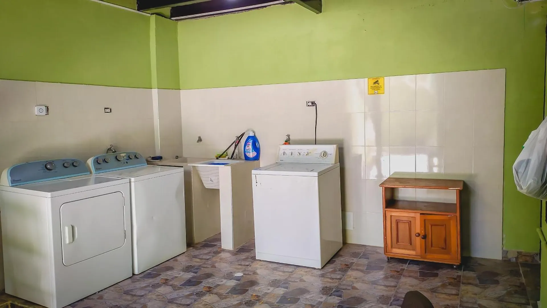 Guest house Flowers Garden Inn San Andres